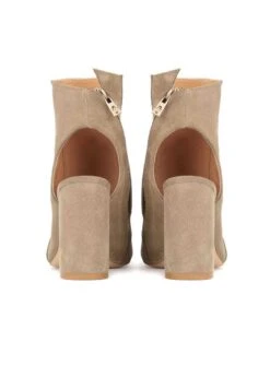 Kazar IMANI - SUEDE BOOTIES ON A WIDE HEEL WITH AN OPEN TOE - High Heel Sandalette - Taupe -Kazar Schuhe Geschaft 414c73f90da0412daf804e892c4d0a8d