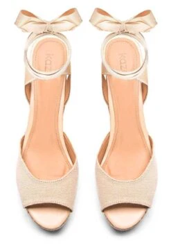 Kazar MACADAMIA - WEDGE SANDALS - Keilsandalette - Beige -Kazar Schuhe Geschaft 427f246468e94f78b8b73a04dee61be0