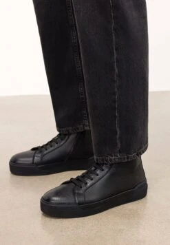 Kazar OLAFOS - High-top Trainers - Black