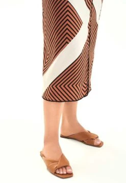 Kazar ASTRA - Pantolette Flach - Light Brown -Kazar Schuhe Geschaft 8f7223b721194e609fbec6eae4db04bd